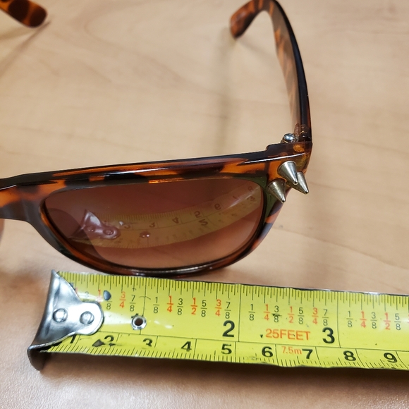 FREE WITH PURCHASE - Studded Sunglasses - Picture 8 of 8